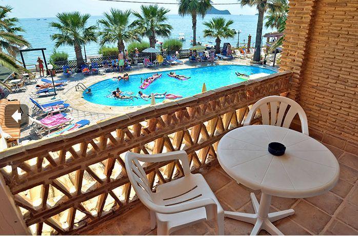 Turtle Beach Agios Sostis  Rom bilde